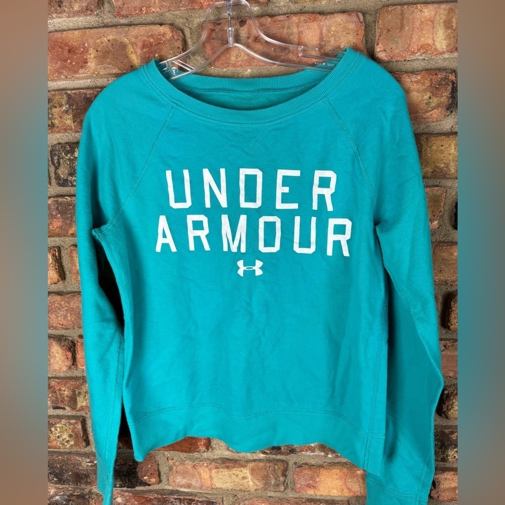 Under Armour sweatshirt